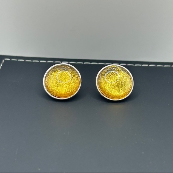 Kenneth Cole Shimmering Gold Round Earrings - Picture 1 of 5